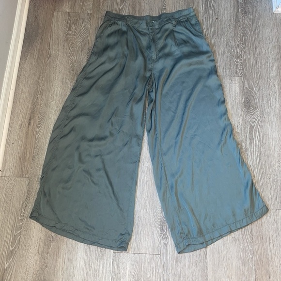 Aerie High Waisted Super Baggy Satin Pant green size xl silky trouser wide leg - Picture 7 of 9